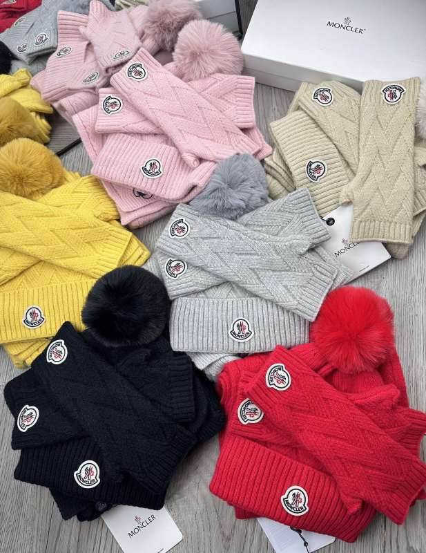 Moncler Scarf Hat Gloves hm32
